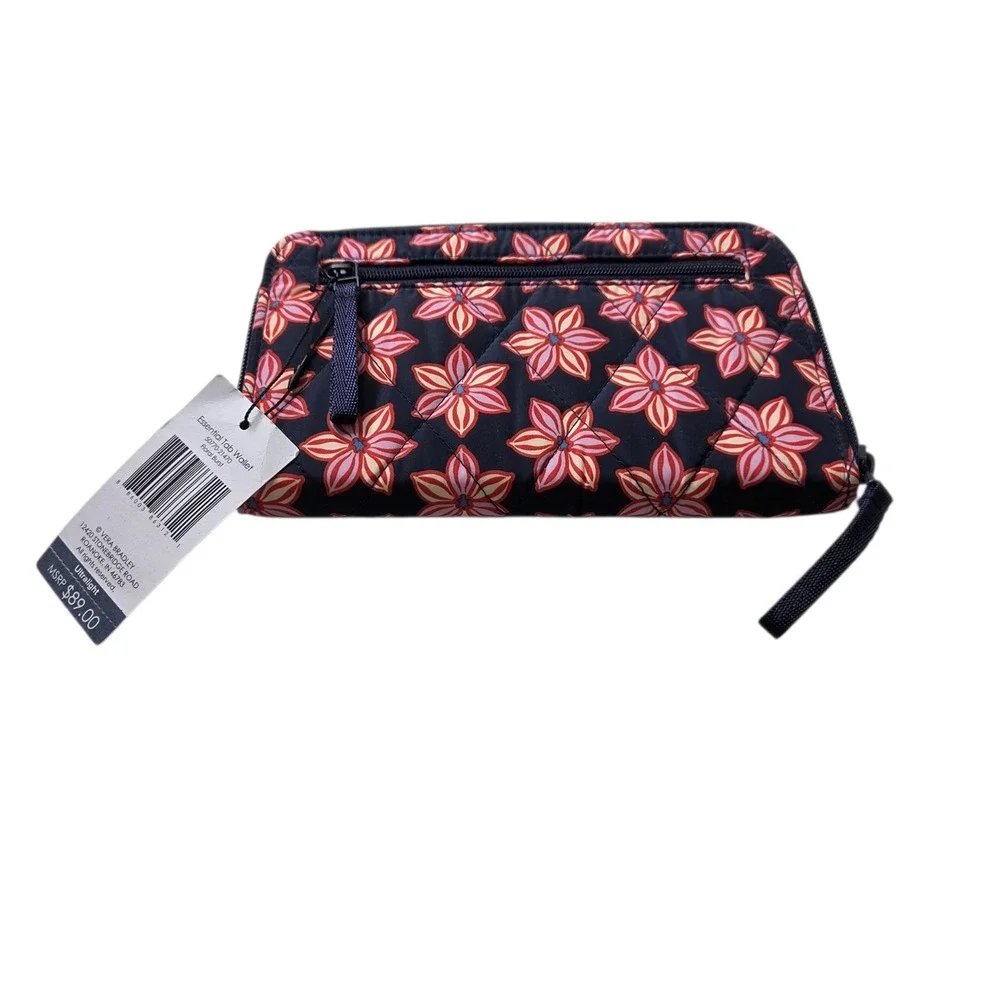 NEW Vera Bradley Womens Navy Floral Quilted Essential Tab Wallet Floral Burst